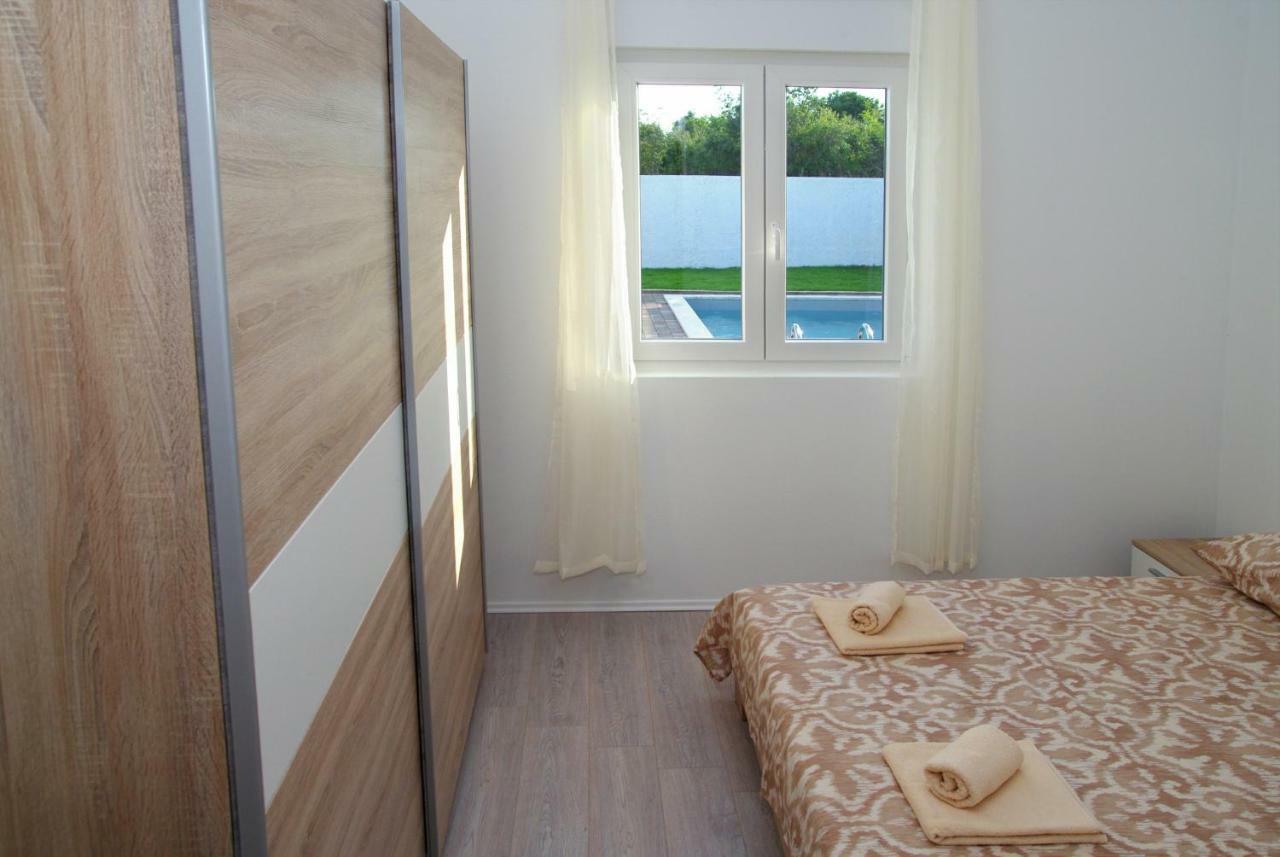 Holiday Home Luka Zadar Exterior foto